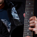 7 Guitar Playing Techniques They Won’t Teach You During Beginner Lessons